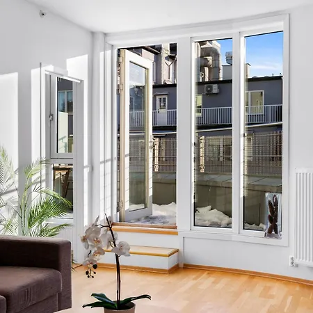Apartment Floor With Balcony - Super - 5 Pax *